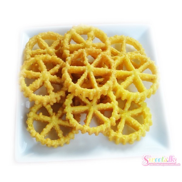 Kokis (10 Pcs) - Sweets.lk