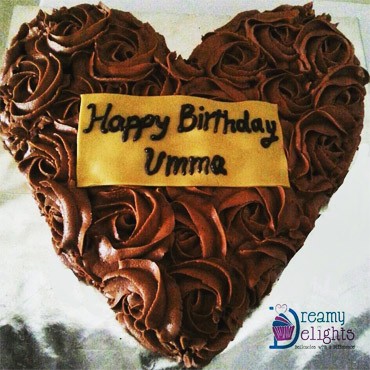 Heart Shape Dark Chocolate Cake (1kg) Heart Shape Dark Chocolate Cake (1kg)