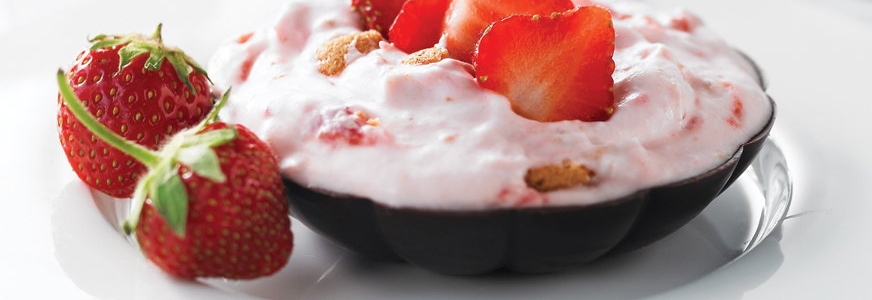 How to make Strawberry Cream Filled Chocolate Cups